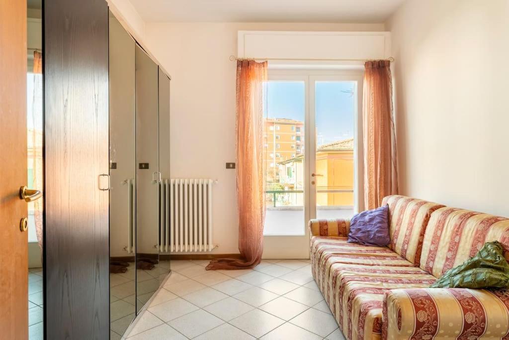 Chic Italian Escape - Casa Vacanze Lorusso Montecatini Terme Exterior photo