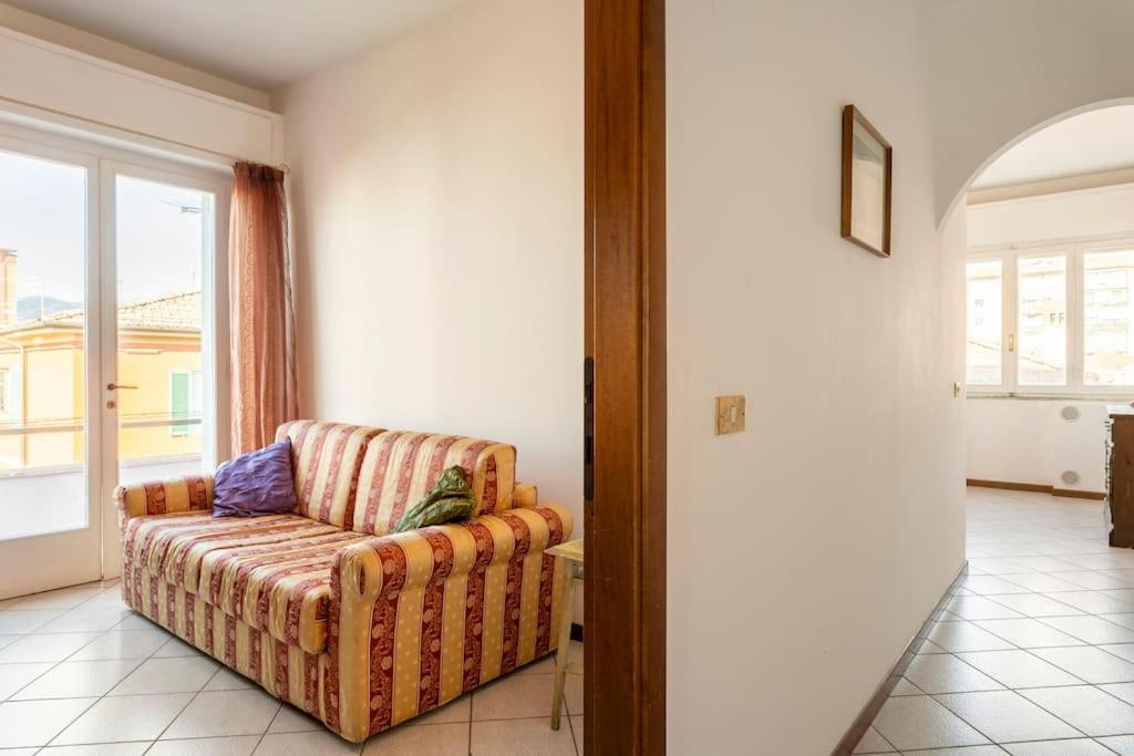 Chic Italian Escape - Casa Vacanze Lorusso Montecatini Terme Exterior photo