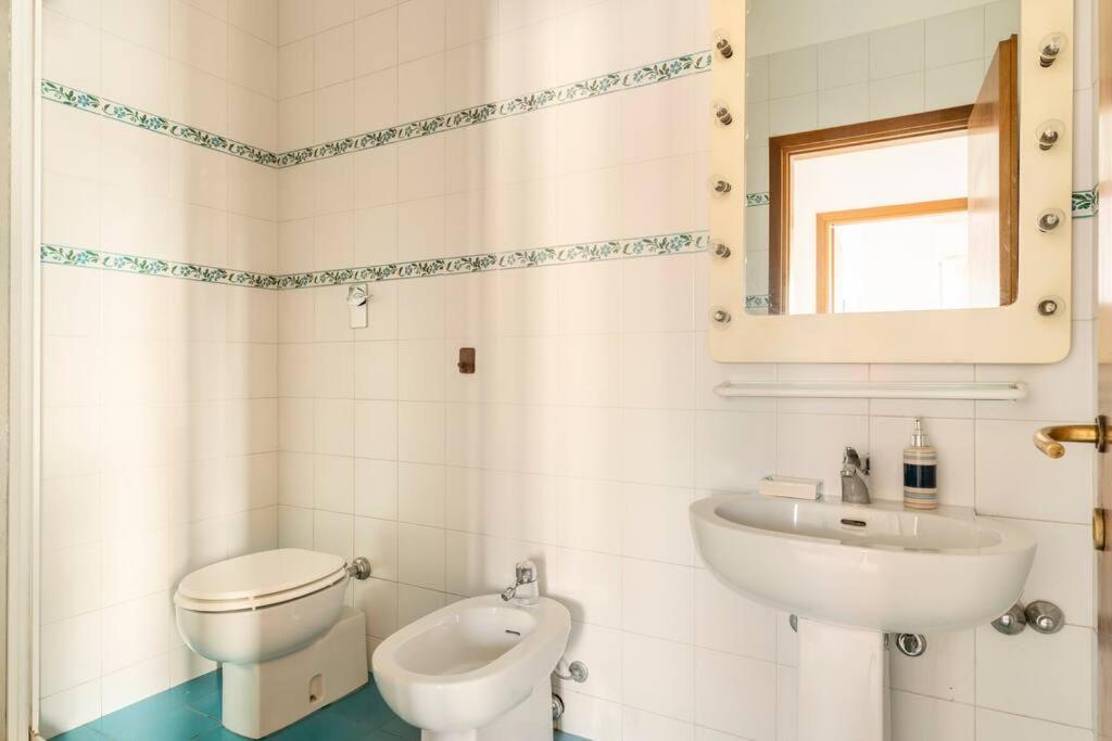 Chic Italian Escape - Casa Vacanze Lorusso Montecatini Terme Exterior photo