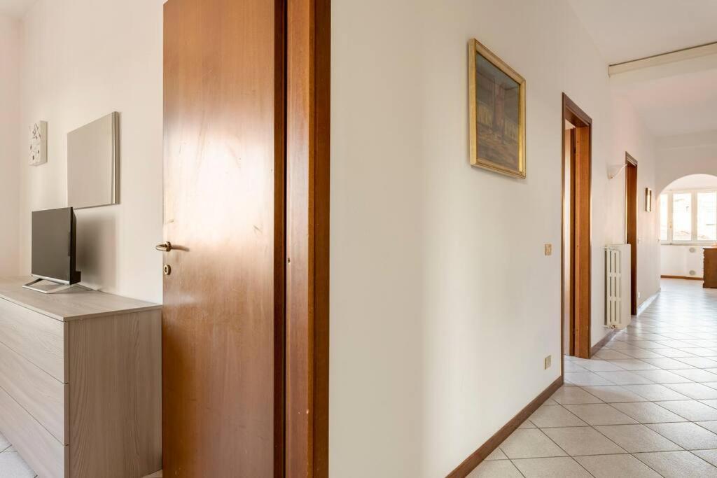 Chic Italian Escape - Casa Vacanze Lorusso Montecatini Terme Exterior photo